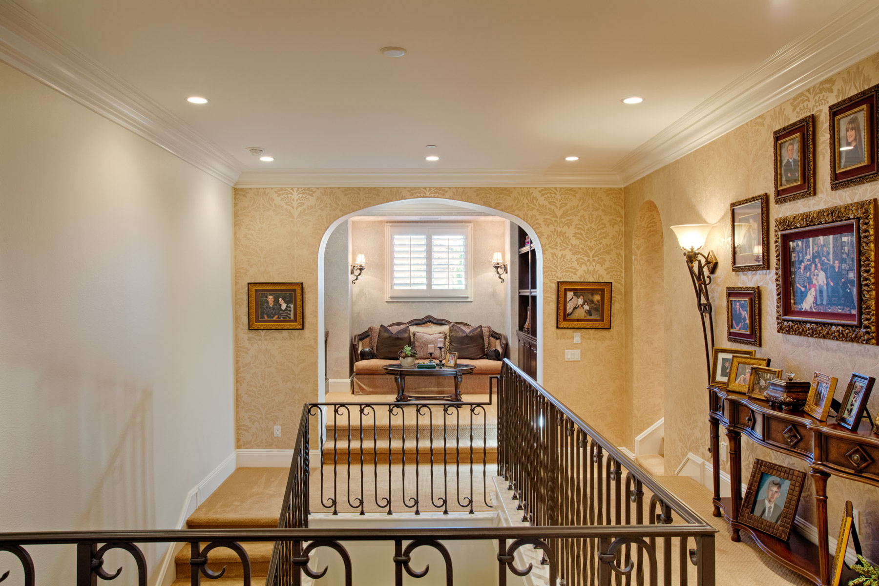 Real estate Sun room picture